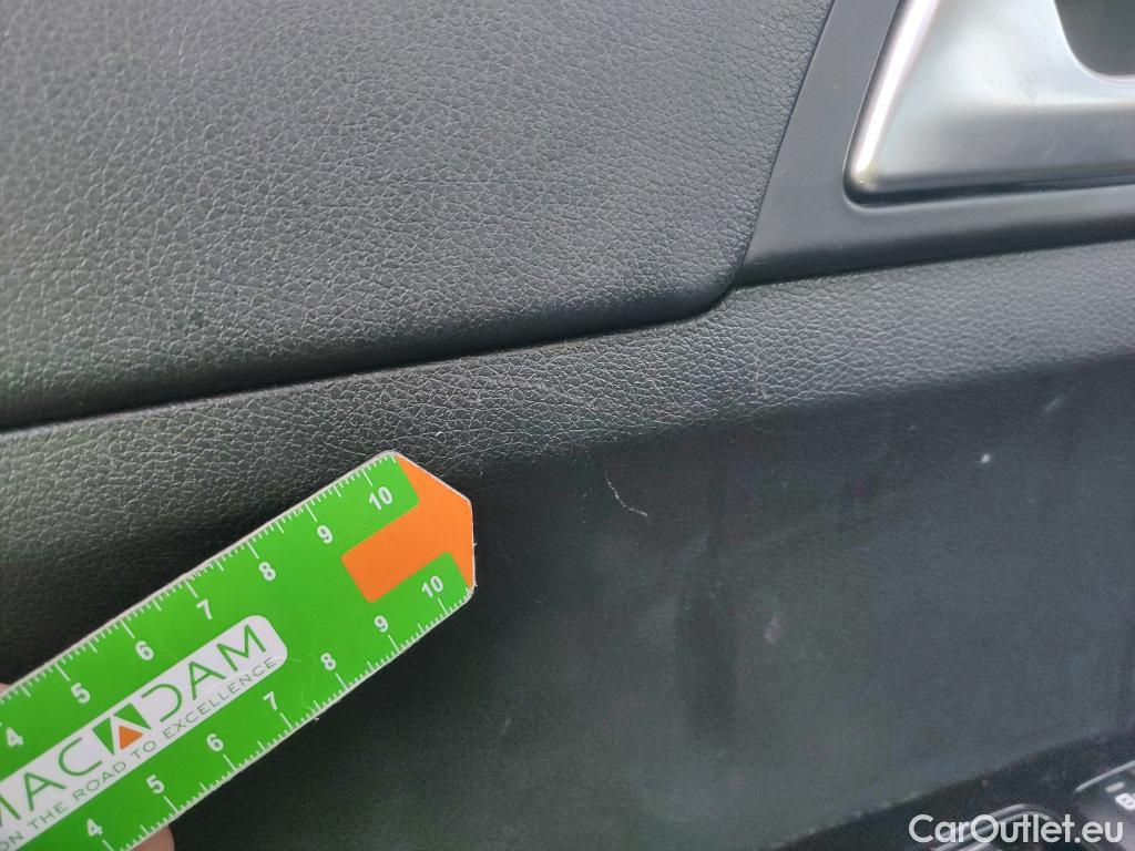  KIA  Sportage KIA  / 2018 / 5P / todoterreno 1.6 GDi 97kW (132CV) Black Edition 4x2(SP) #32