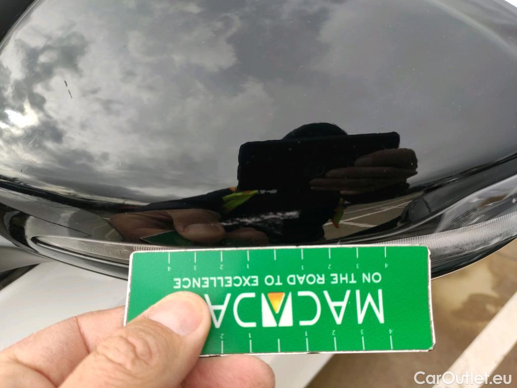  Mercedes  GLB MERCEDES-BENZ  / 2019 / 5P / todoterreno 2.0  200 D 4MATIC DCT 110KW (150CV) #24