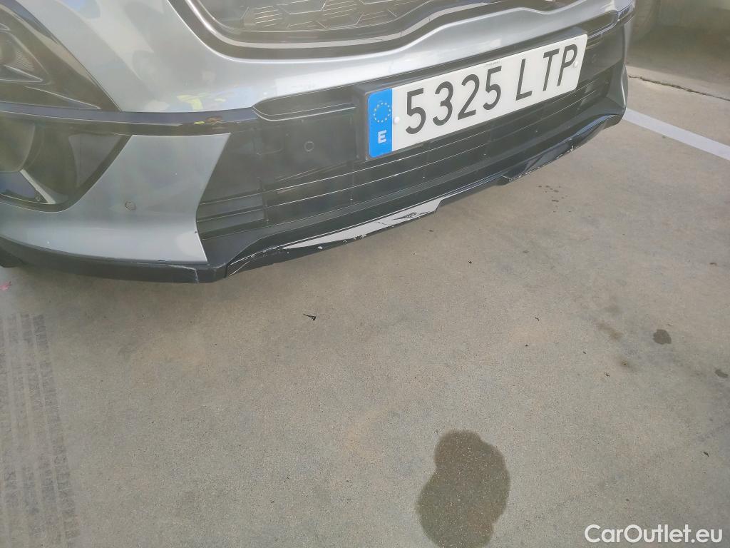  KIA  Sportage KIA  / 2018 / 5P / todoterreno 1.6 GDi 97kW (132CV) Black Edition 4x2(SP) #48