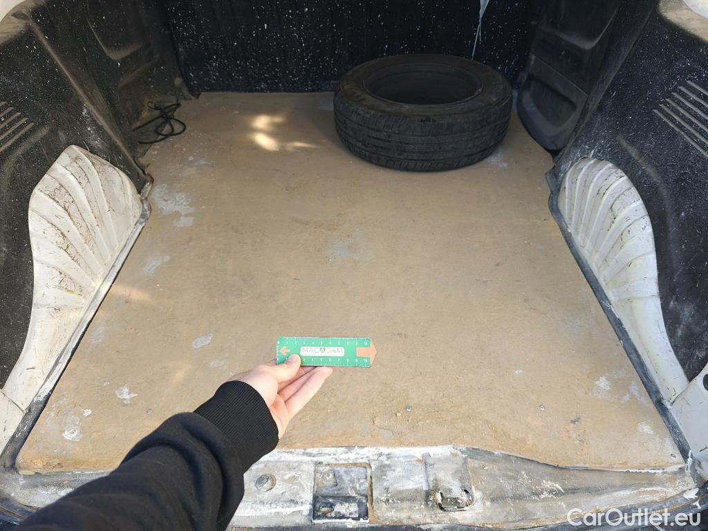  Peugeot  Partner PEUGEOT  / 2018 / 3P / furgón derivado de turismo Pro Standard 600kg BlueHDi 73kW (AC) #67