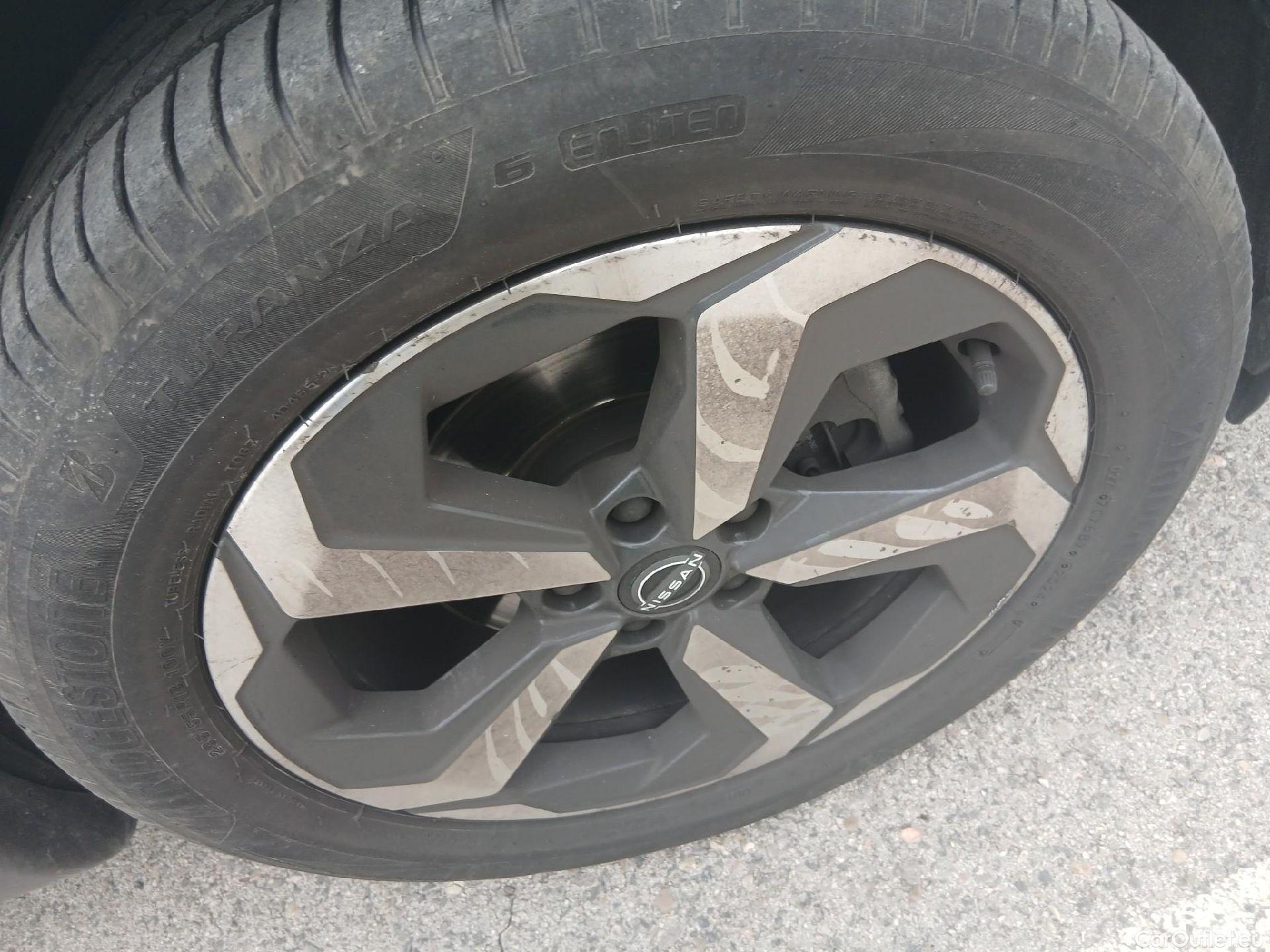  Nissan  Qashqai NISSAN  / 2021 / 5P / todoterreno DIG-T 116kW Xtronic N-Connecta #21