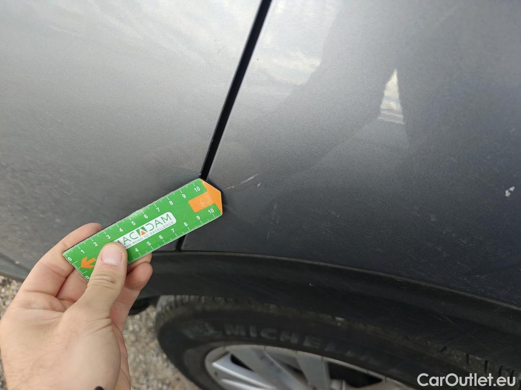  Peugeot  5008 PEUGEOT  / 2020 / 5P / todoterreno 1.5 BlueHDi 96kW S&S Active Pack EAT8 #77