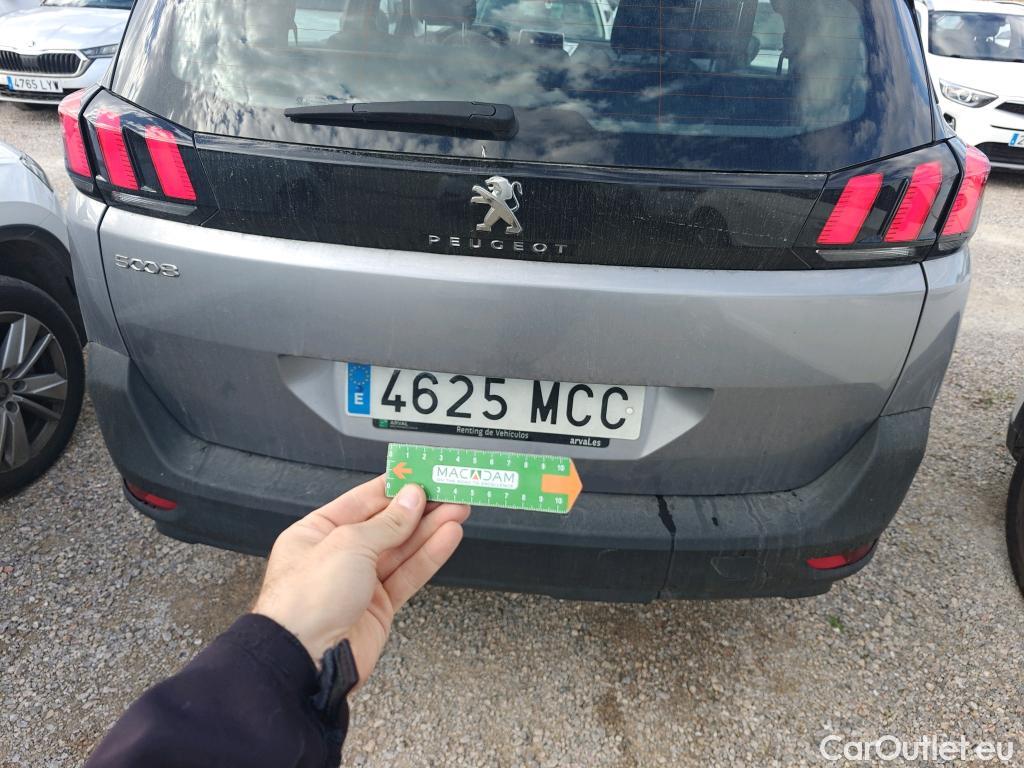  Peugeot  5008 PEUGEOT  / 2020 / 5P / todoterreno 1.5 BlueHDi 96kW S&S Active Pack EAT8 #54