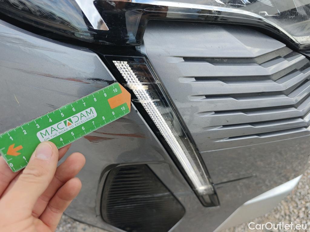  Peugeot  5008 PEUGEOT  / 2020 / 5P / todoterreno 1.5 BlueHDi 96kW S&S Active Pack EAT8 #9