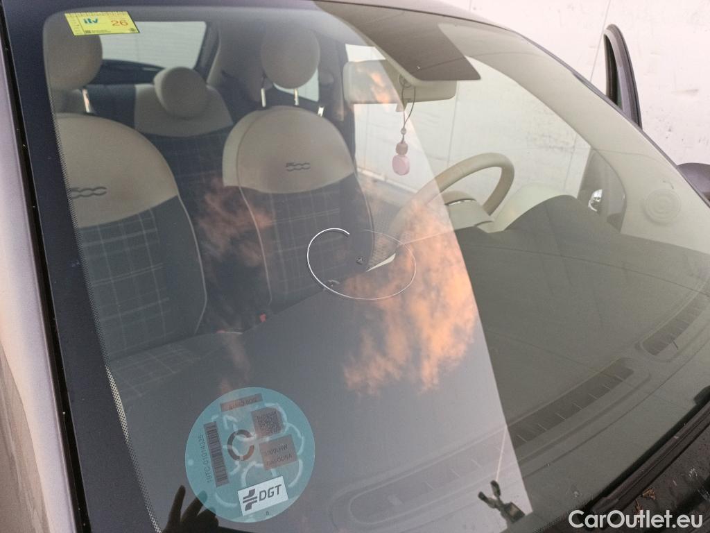  Fiat  500 FIAT  / 2015 / 3P / berlina con portón Lounge 1.2 8v 51KW (69 CV) (AC) #3