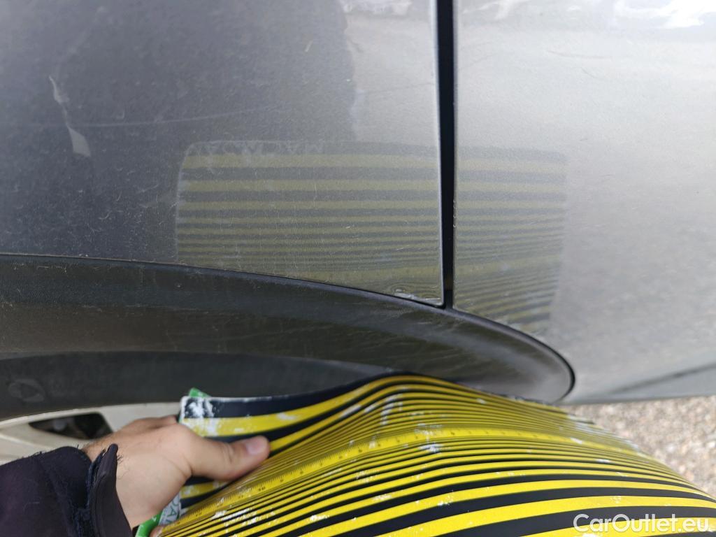  Peugeot  5008 PEUGEOT  / 2020 / 5P / todoterreno 1.5 BlueHDi 96kW S&S Active Pack EAT8 #22