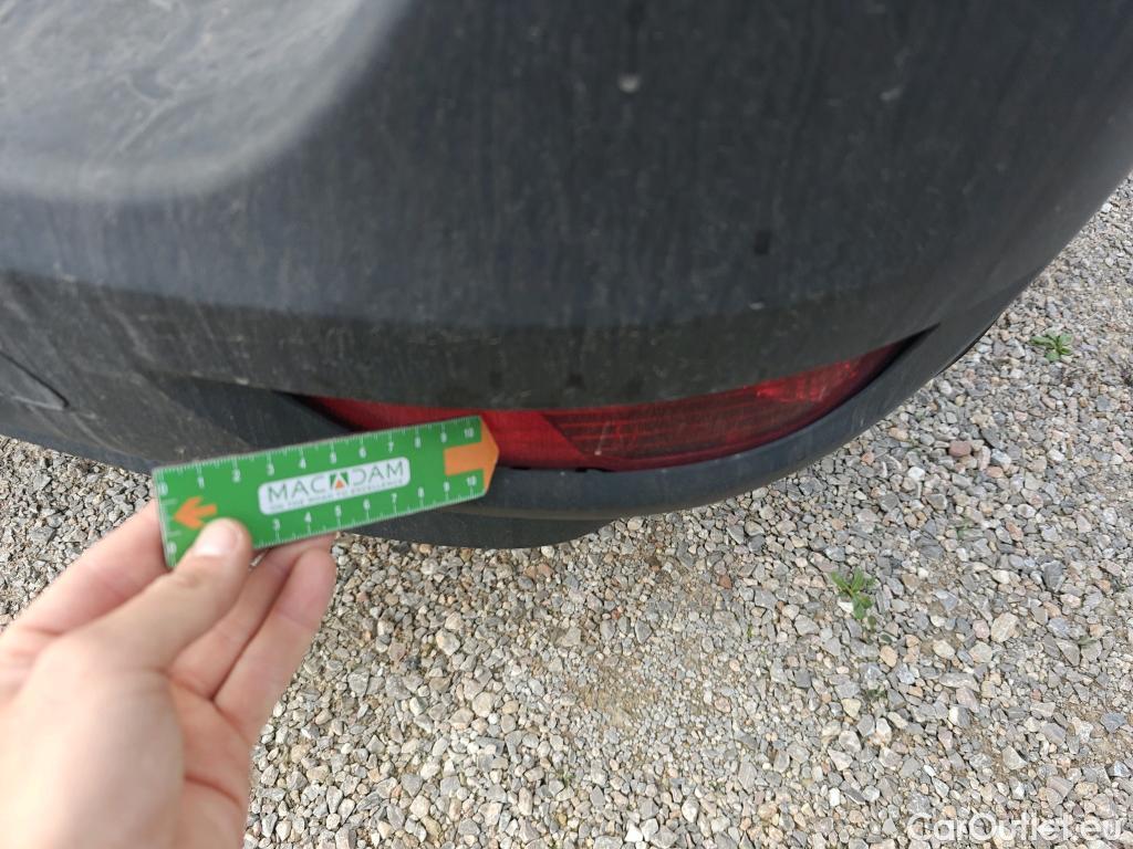  Peugeot  5008 PEUGEOT  / 2020 / 5P / todoterreno 1.5 BlueHDi 96kW S&S Active Pack EAT8 #53