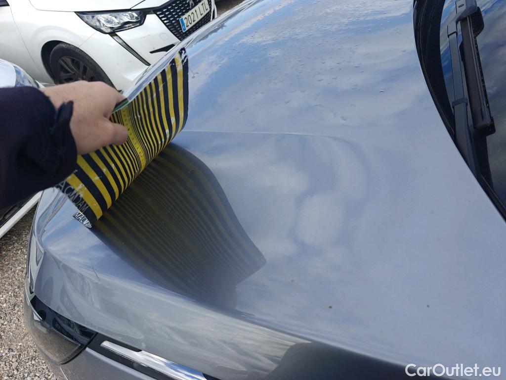  Peugeot  5008 PEUGEOT  / 2020 / 5P / todoterreno 1.5 BlueHDi 96kW S&S Active Pack EAT8 #20