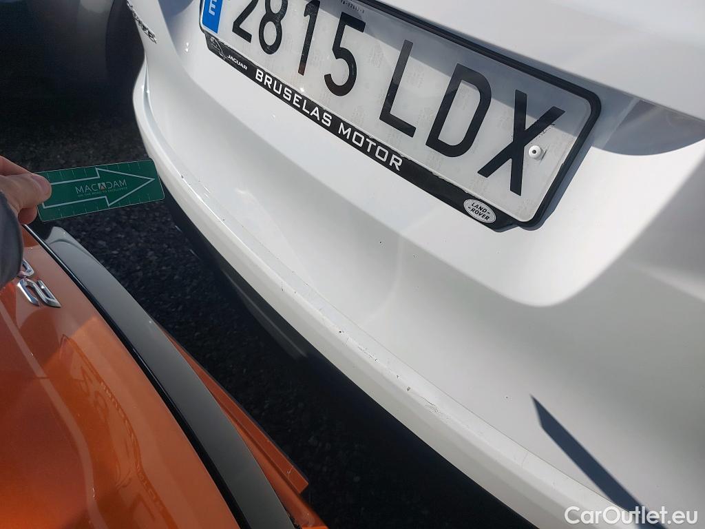  Jaguar  F-PACE JAGUAR  / 2015 / 5P / todoterreno 2.0L i4D AWD Automático R-Sport #10