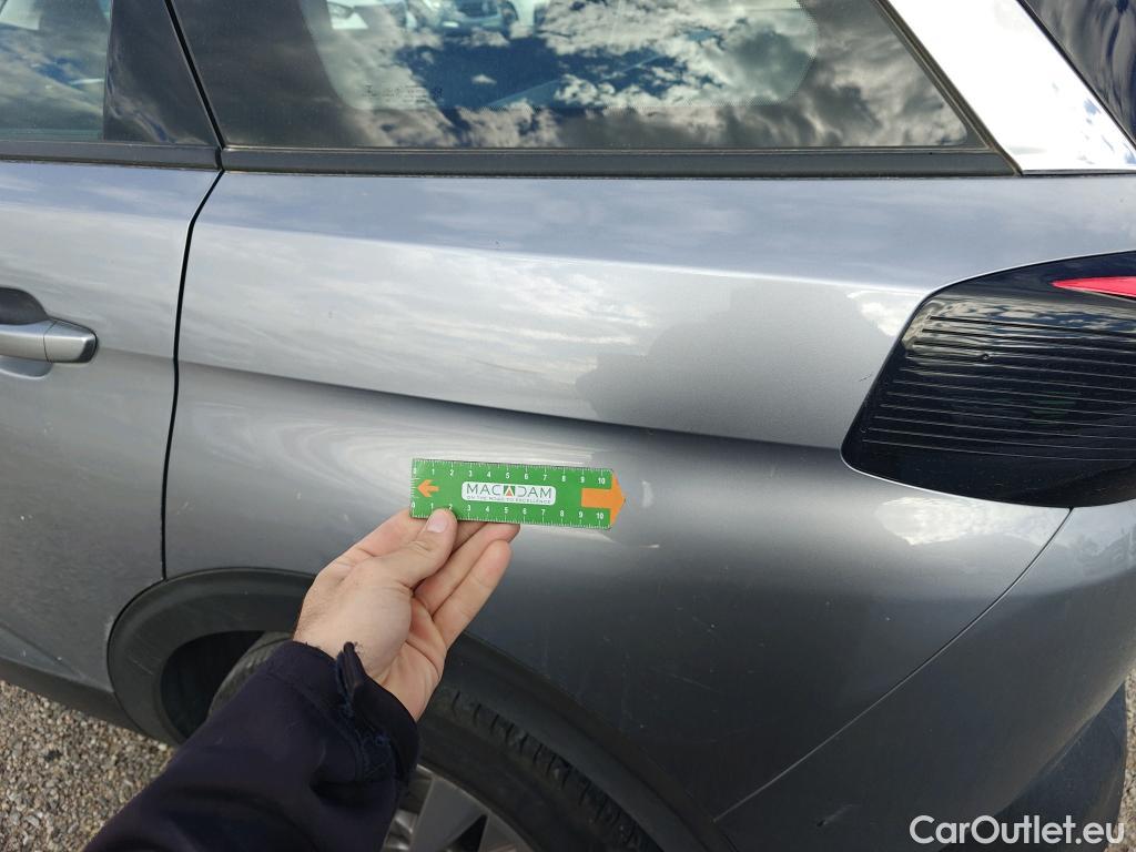  Peugeot  5008 PEUGEOT  / 2020 / 5P / todoterreno 1.5 BlueHDi 96kW S&S Active Pack EAT8 #75