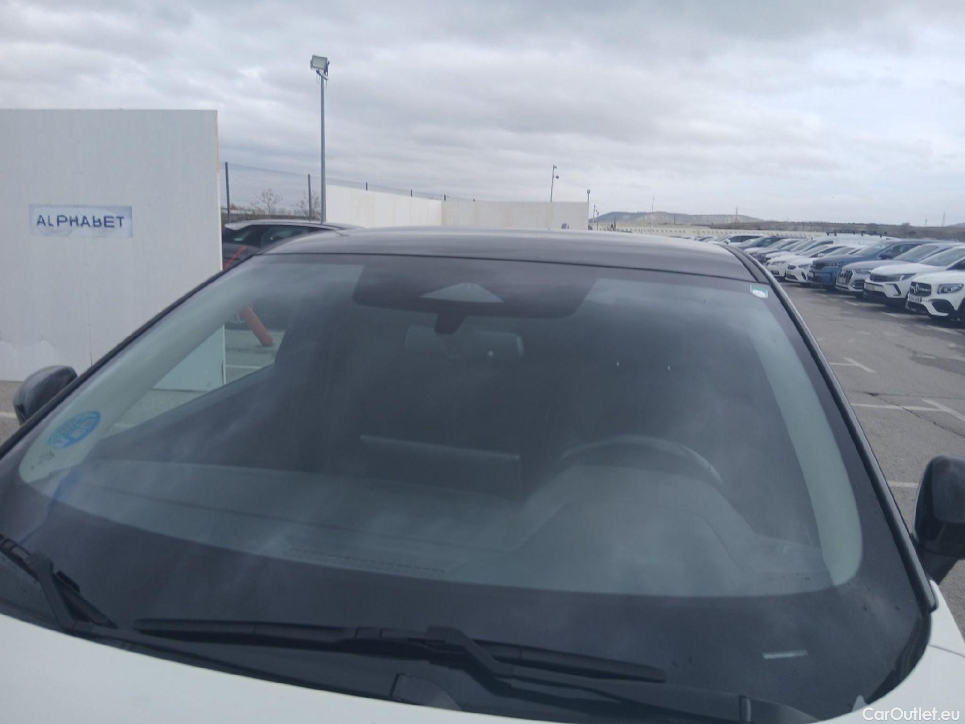  Nissan  Qashqai NISSAN  / 2021 / 5P / todoterreno DIG-T 116kW Xtronic N-Connecta #9