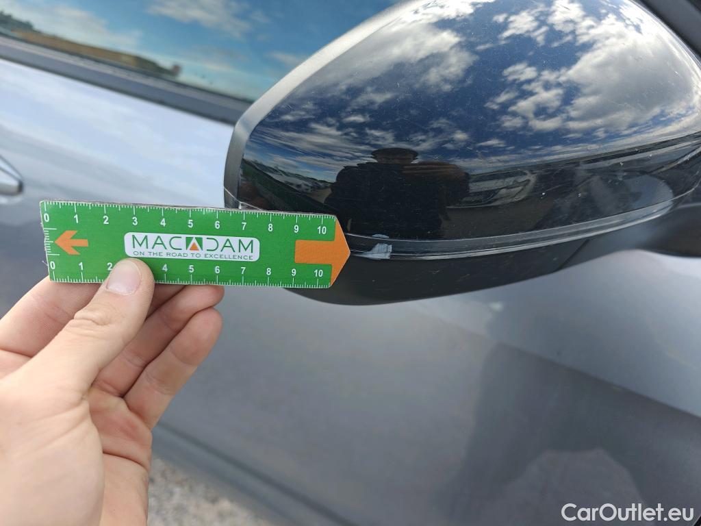  Peugeot  5008 PEUGEOT  / 2020 / 5P / todoterreno 1.5 BlueHDi 96kW S&S Active Pack EAT8 #62