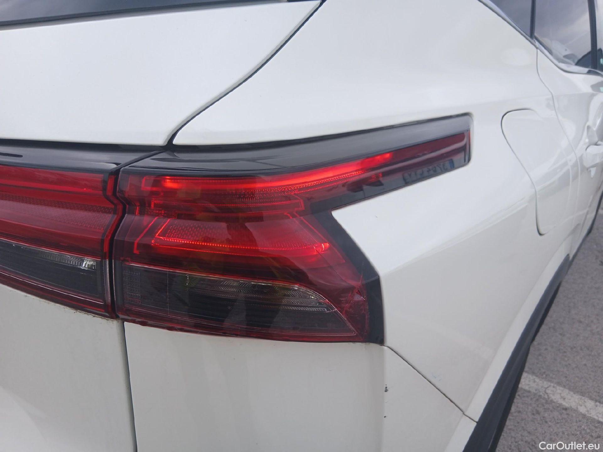  Nissan  Qashqai NISSAN  / 2021 / 5P / todoterreno DIG-T 116kW Xtronic N-Connecta #17