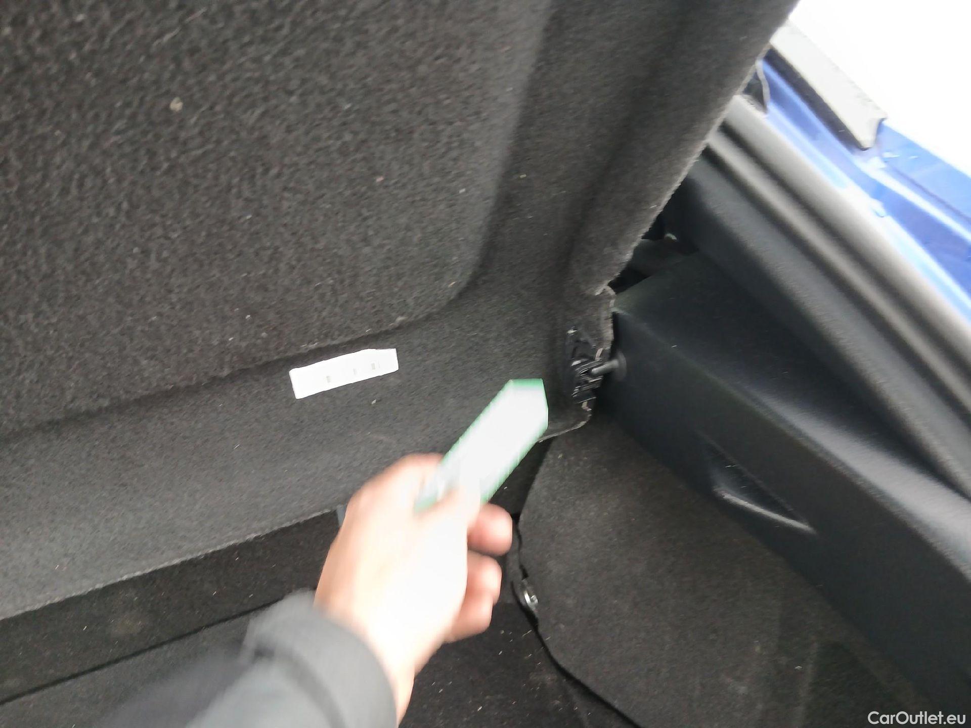  Toyota  C-HR TOYOTA  / 2019 / 5P / todoterreno 1.8 125H Advance #12