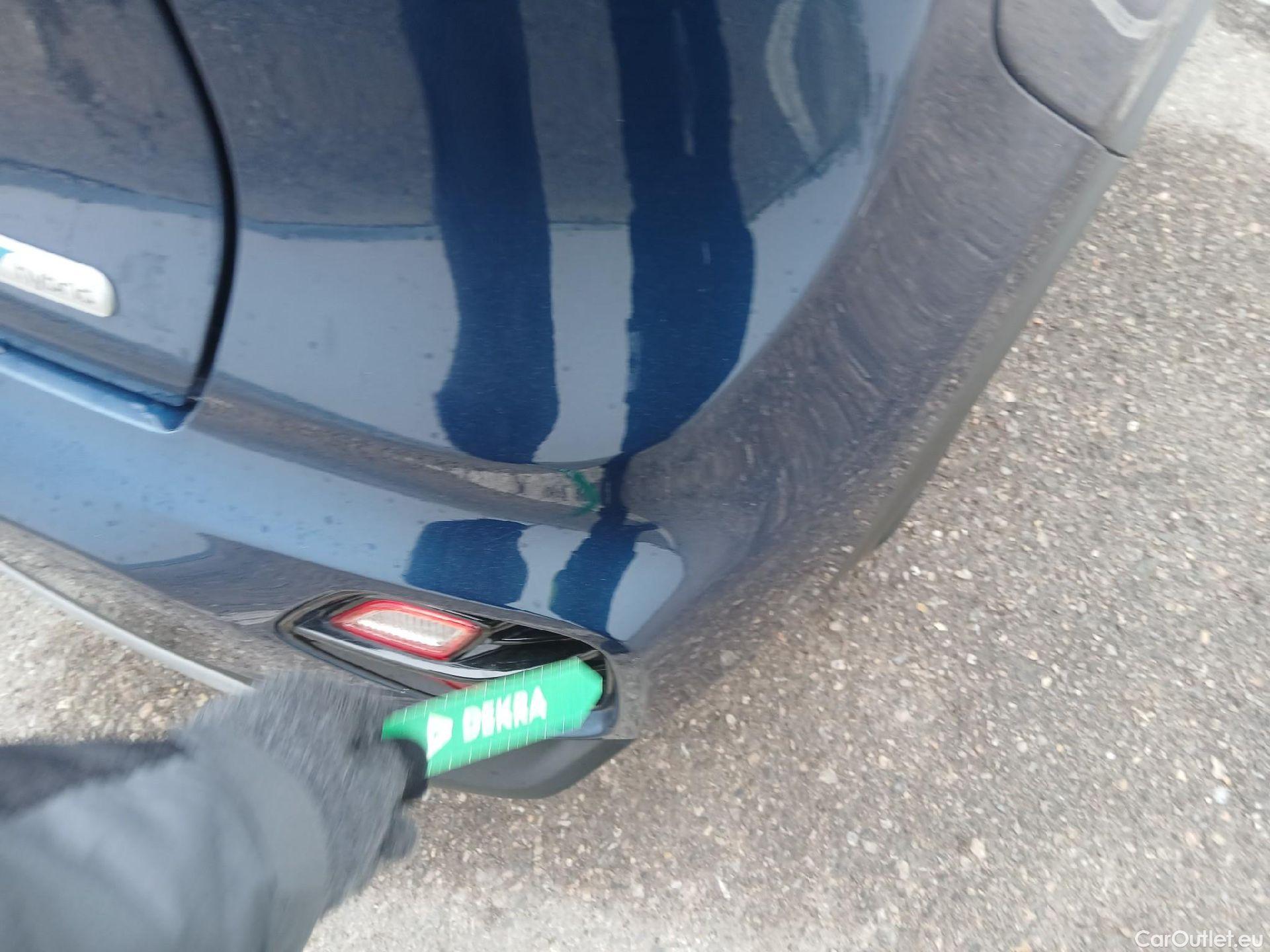  KIA  Niro KIA  / 2019 / 5P / crossover 1.6 GDi HEV 104kW (141CV) Drive #8