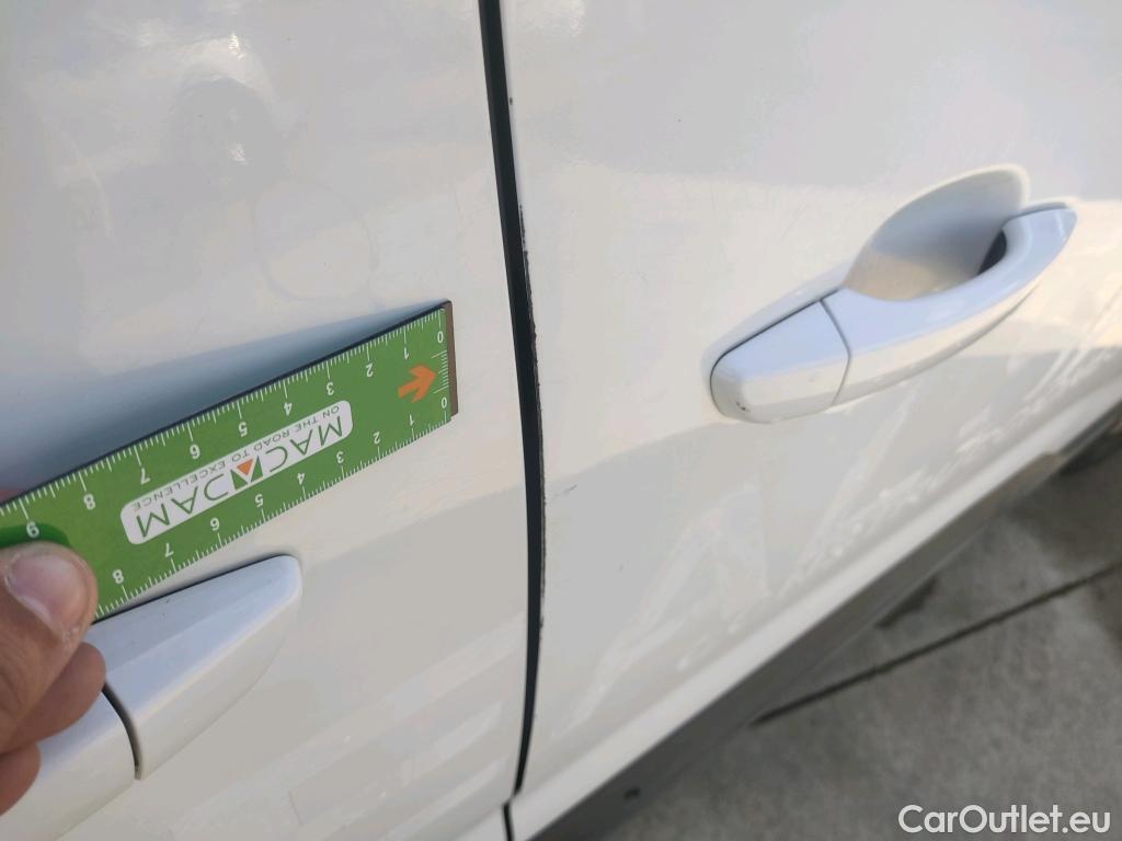  Peugeot  RIFTER PEUGEOT  / 2018 / 4P / combi Active Standard BlueHDi 73kW (IND) (CX2) #17