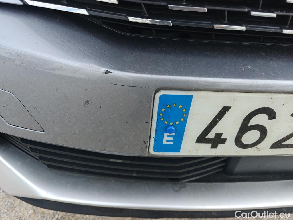  Peugeot  5008 PEUGEOT  / 2020 / 5P / todoterreno 1.5 BlueHDi 96kW S&S Active Pack EAT8 #34