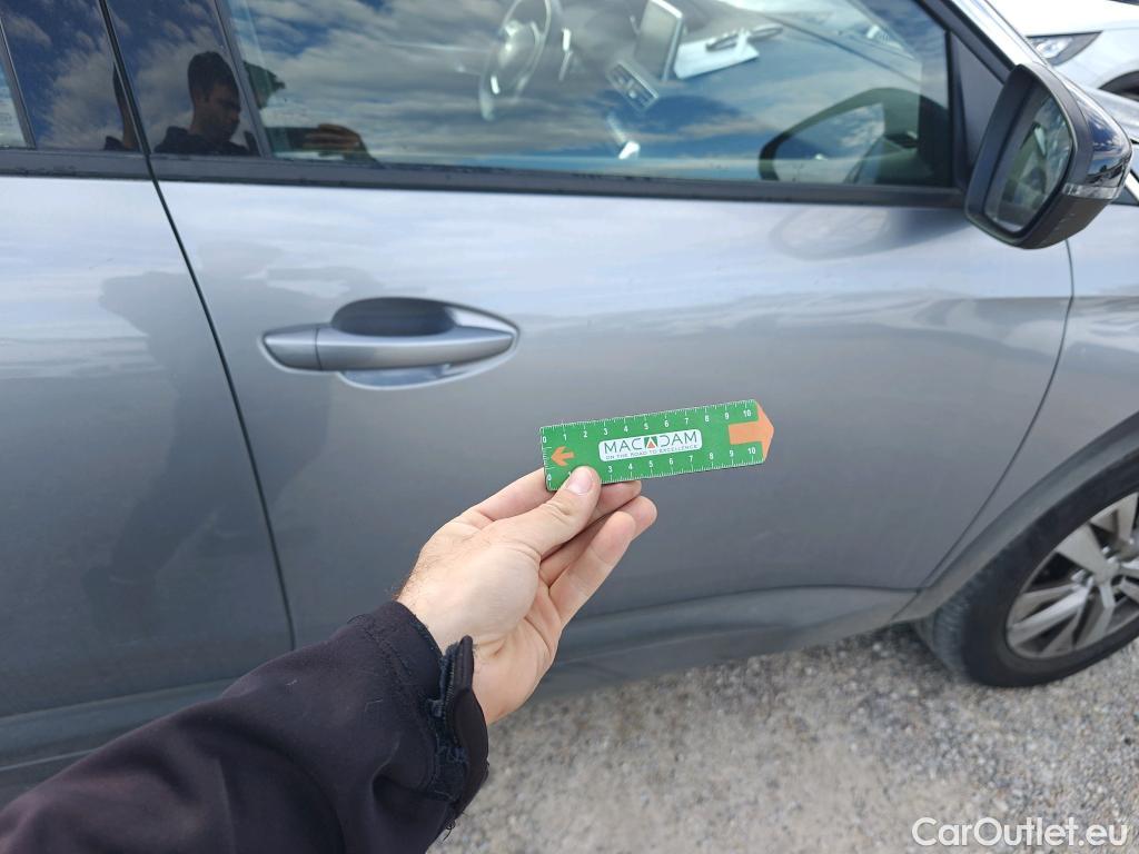  Peugeot  5008 PEUGEOT  / 2020 / 5P / todoterreno 1.5 BlueHDi 96kW S&S Active Pack EAT8 #59