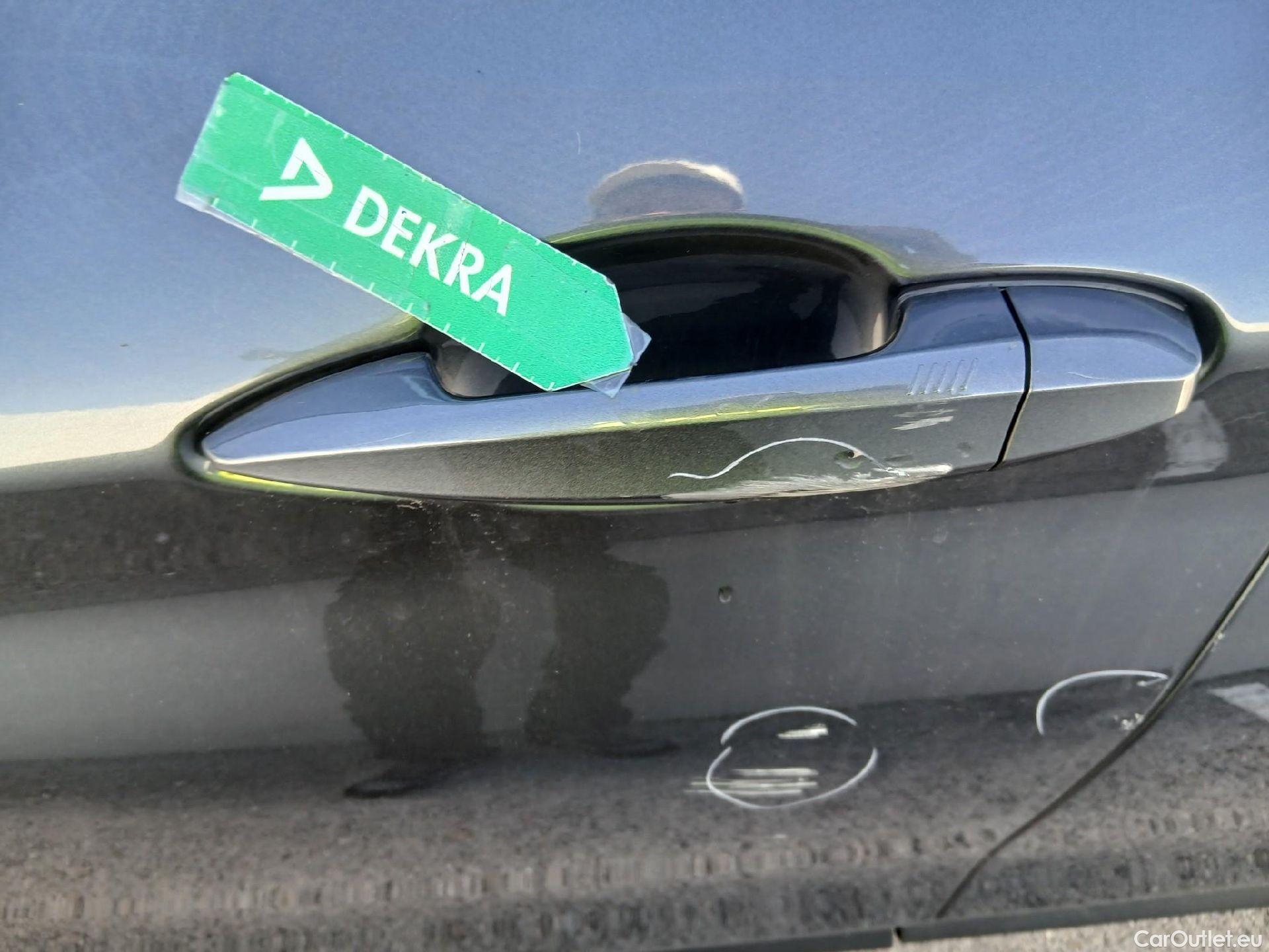  Bmw  X1 BMW  sDrive18i (CX2) #16