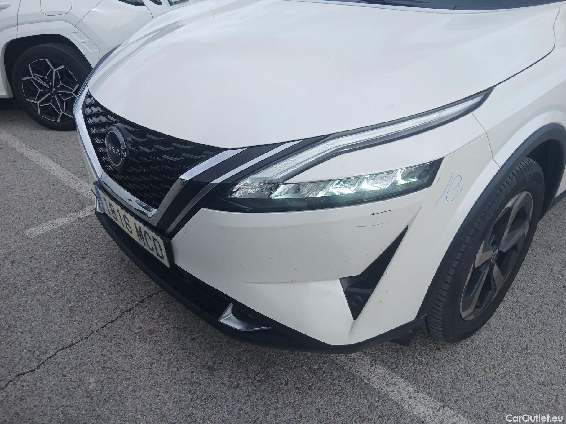  Nissan  Qashqai NISSAN  / 2021 / 5P / todoterreno DIG-T 116kW Xtronic N-Connecta #4