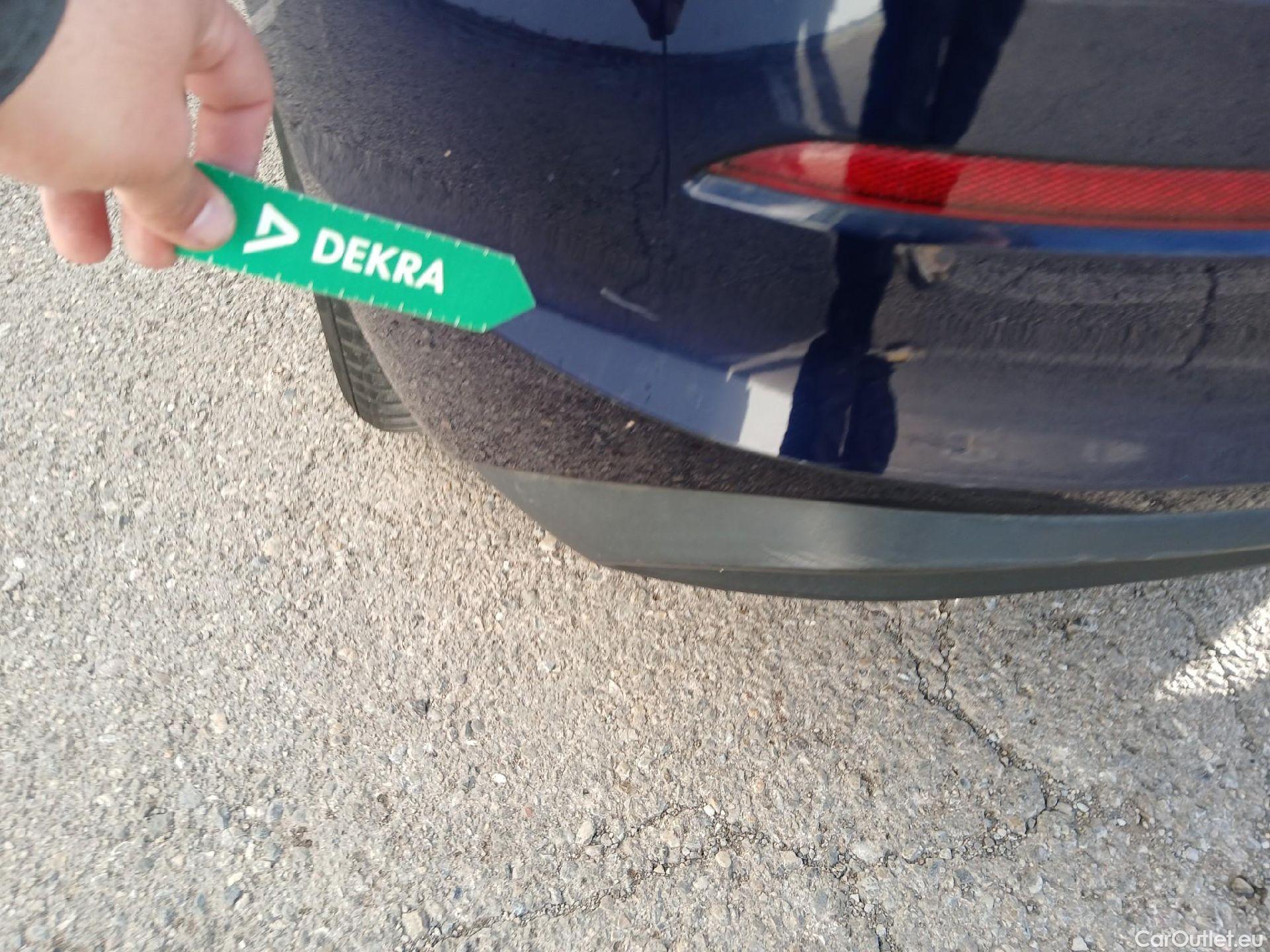  Volkswagen  Golf  VOLKSWAGEN / 2020 / 5P / berlina con portón 2.0 TDI 85kW (115CV) #22