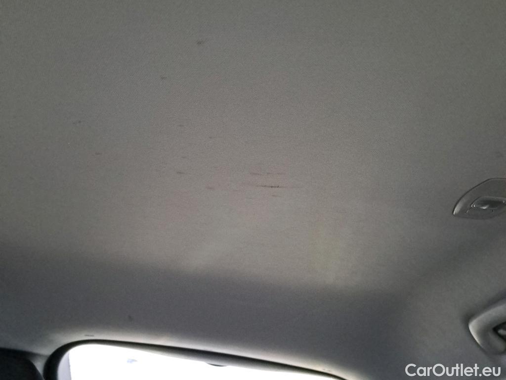  Renault  Kadjar RENAULT  / 2019 / 5P / crossover Intens Blue dCi 85kW (115CV) #7