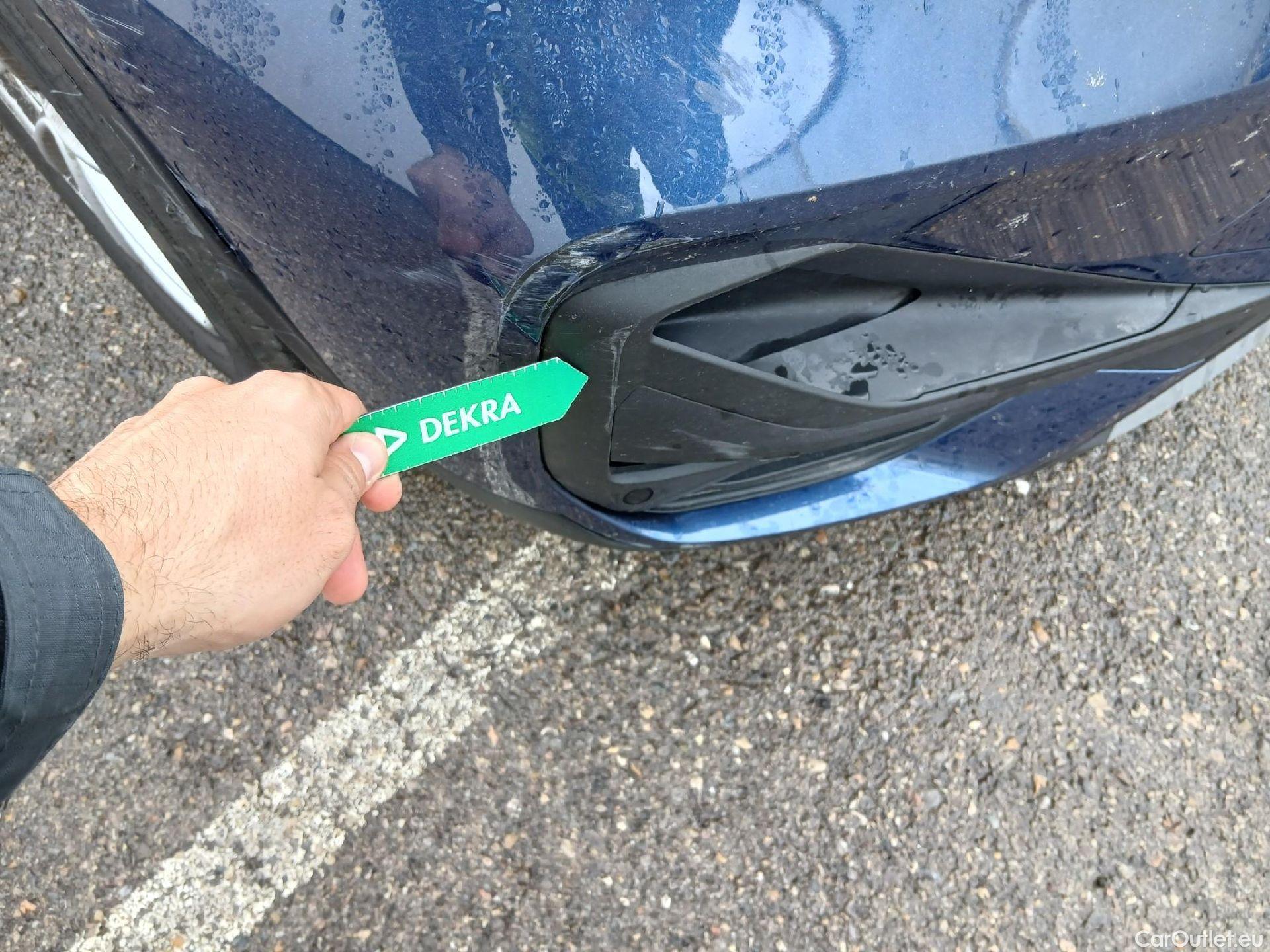  Bmw  X1 BMW  / 2019 / 5P / todoterreno sDrive16d #3