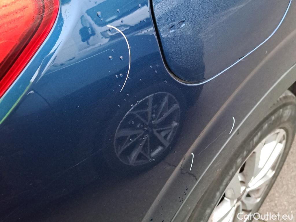  Renault  Kadjar RENAULT  / 2019 / 5P / crossover Intens Blue dCi 85kW (115CV) #35