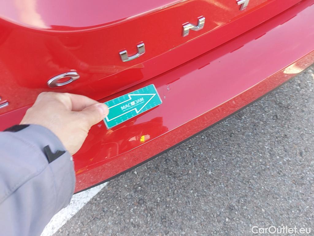  Mini  Countryman MINI  / 2020 / 5P / berlina con portón Cooper #17