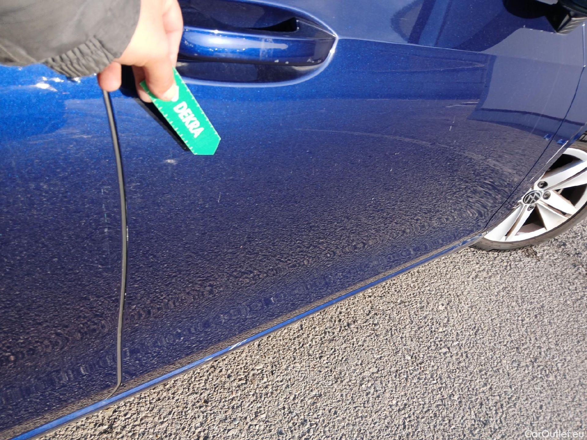  Volkswagen  Golf  VOLKSWAGEN / 2020 / 5P / berlina con portón 2.0 TDI 85kW (115CV) #36