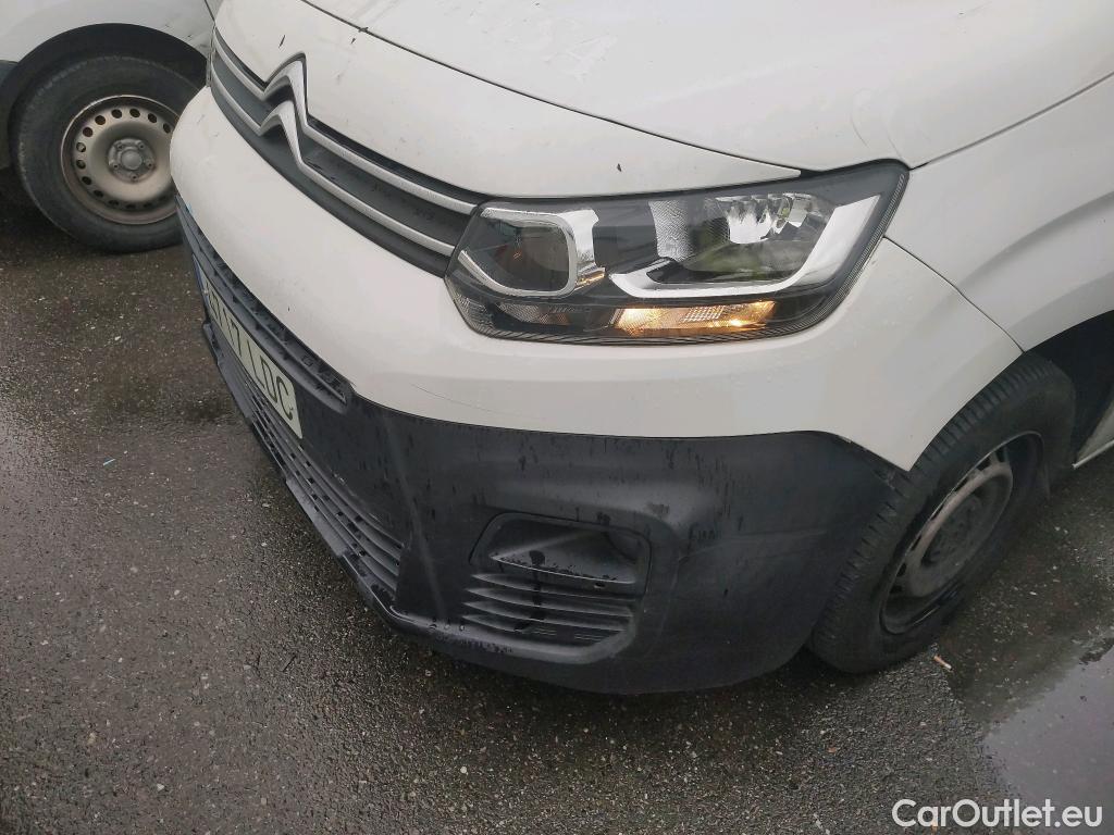  Citroen  Berlingo CITROEN  / 2018 / 3P / furgón derivado de turismo Talla M BlueHDi 73kW CONTROL (AC) #32