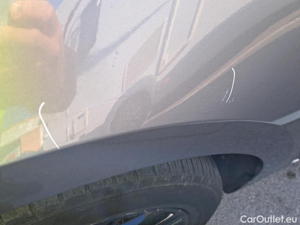  Land Rover  Range Rover LAND ROVER  Velar / 2017 / 5P / todoterreno 2.0 D240 177kW R-Dynamic S 4WD Auto #12