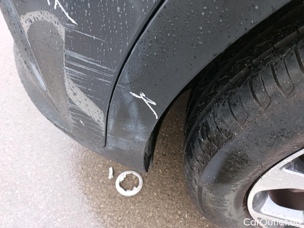  KIA  Sportage KIA   1.6MHEV Drive 100kW(136CV) 4x2(Crist Tintados)(CX) #10