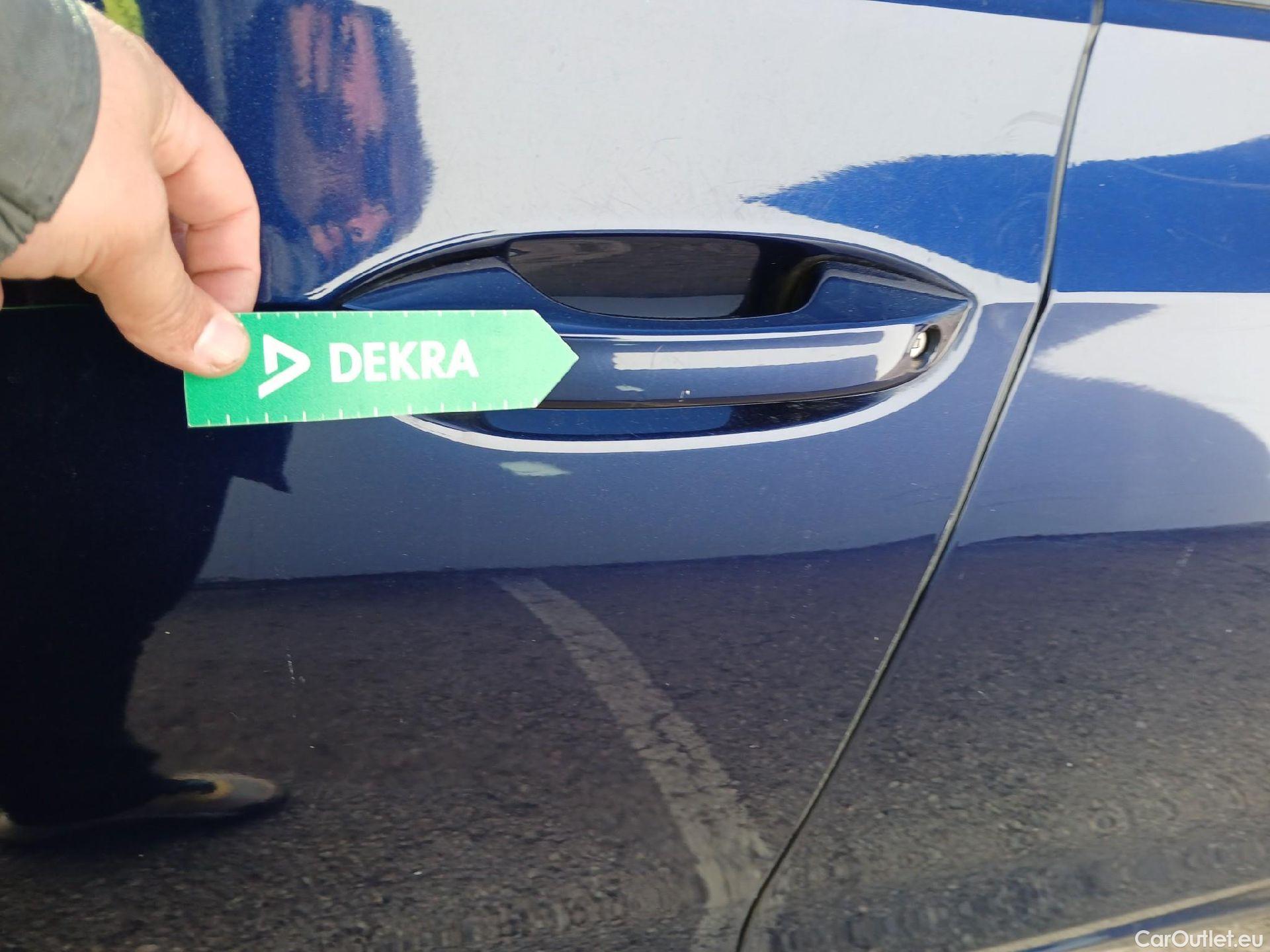  Volkswagen  Golf  VOLKSWAGEN / 2020 / 5P / berlina con portón 2.0 TDI 85kW (115CV) #17