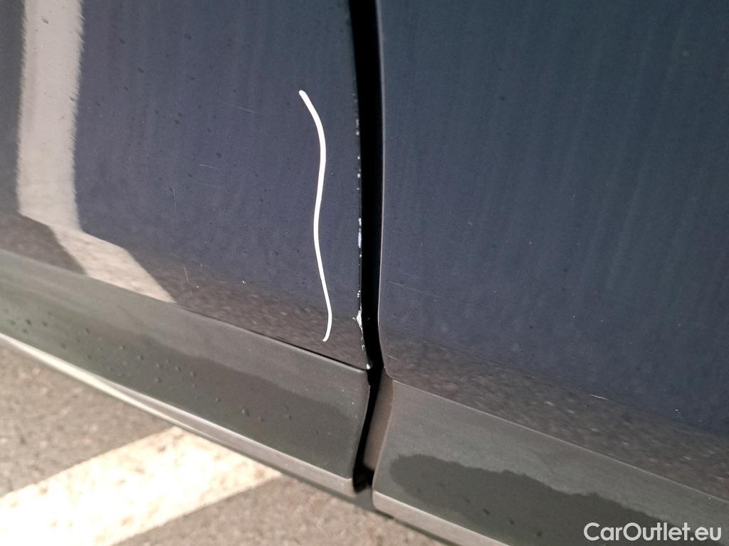  Renault  Kadjar RENAULT  / 2019 / 5P / crossover Intens Blue dCi 85kW (115CV) #10