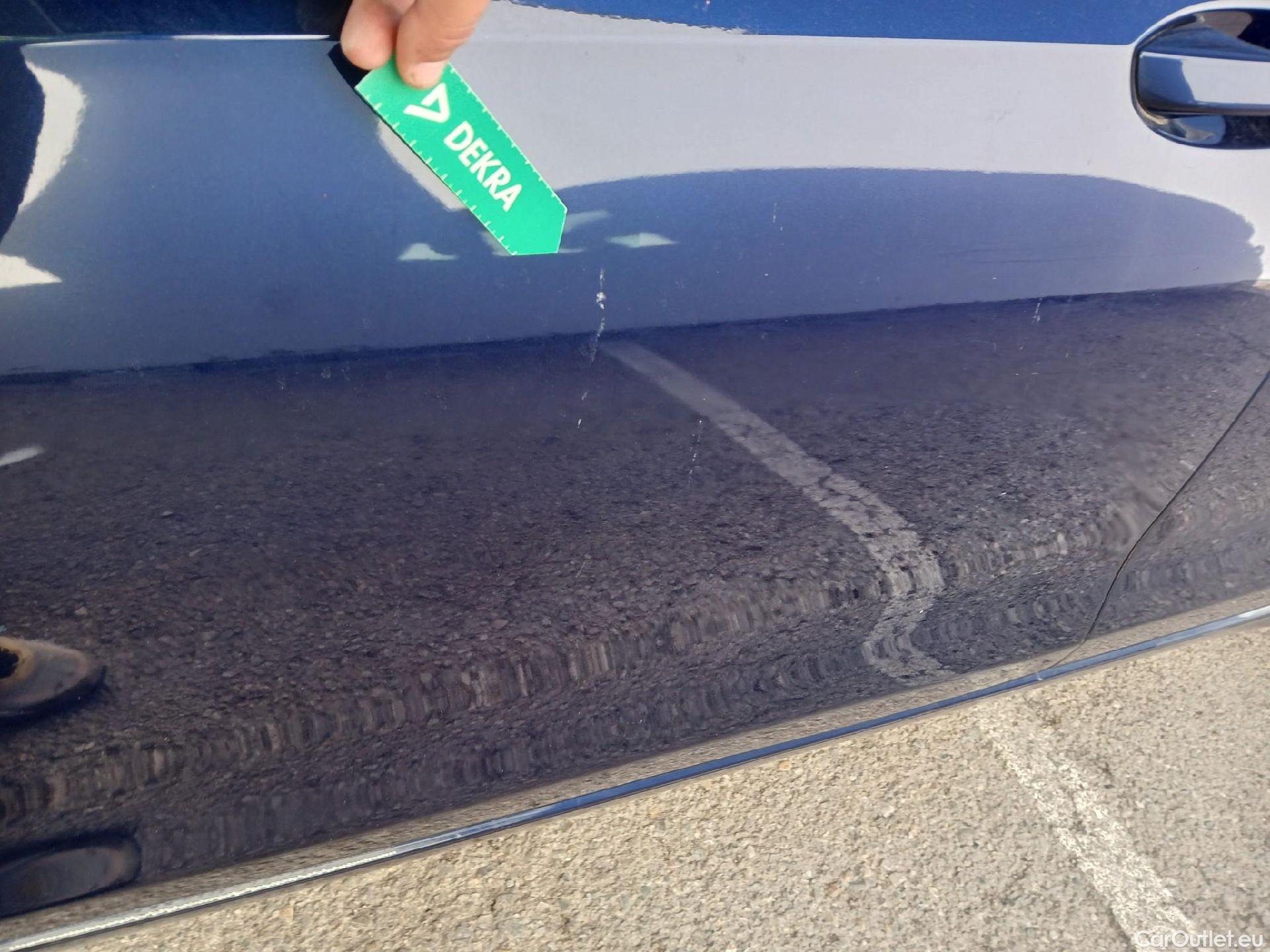  Volkswagen  Golf  VOLKSWAGEN / 2020 / 5P / berlina con portón 2.0 TDI 85kW (115CV) #15