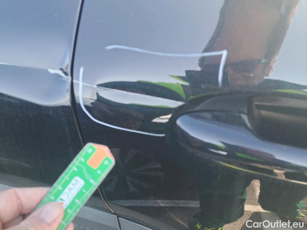  Mercedes  GLA MERCEDES-BENZ  / 2020 / 5P / todoterreno  200 D #5