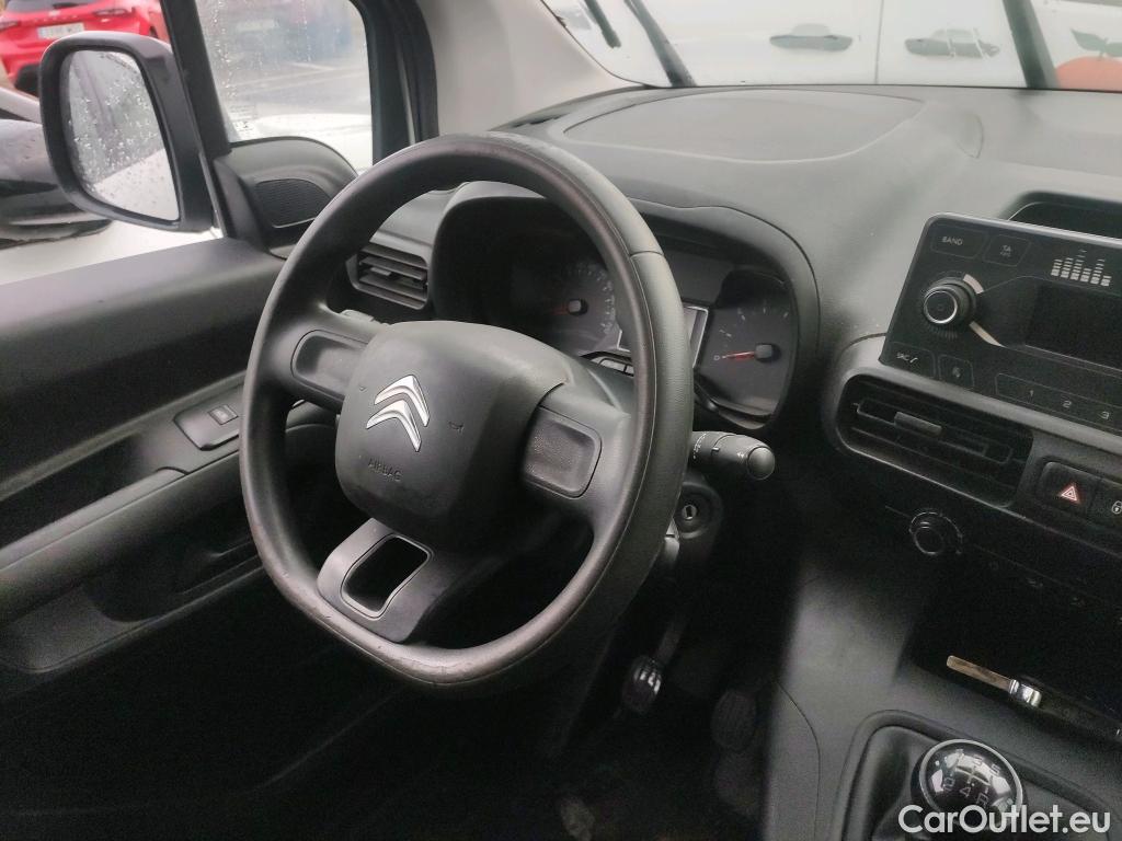  Citroen  Berlingo CITROEN  / 2018 / 3P / furgón derivado de turismo Talla M BlueHDi 73kW CONTROL (AC) #30