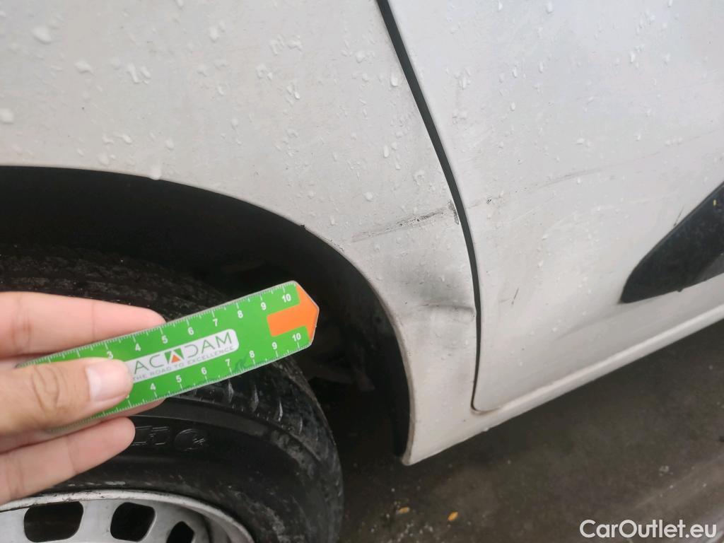  Citroen  Berlingo CITROEN  / 2018 / 3P / furgón derivado de turismo Talla M BlueHDi 73kW CONTROL (AC) #22