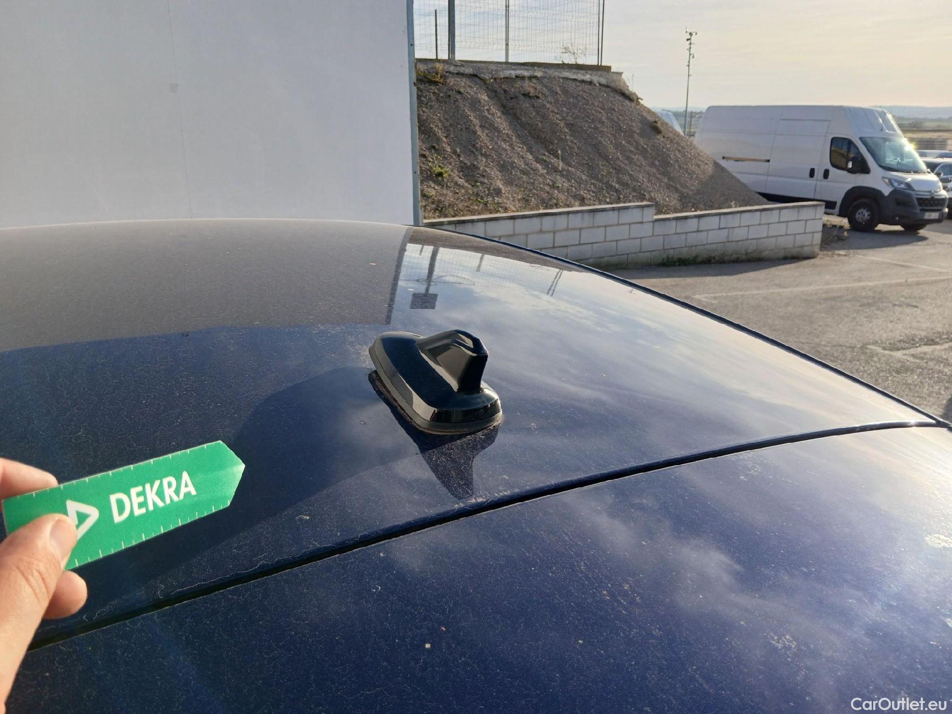  Volkswagen  Golf  VOLKSWAGEN / 2020 / 5P / berlina con portón 2.0 TDI 85kW (115CV) #44