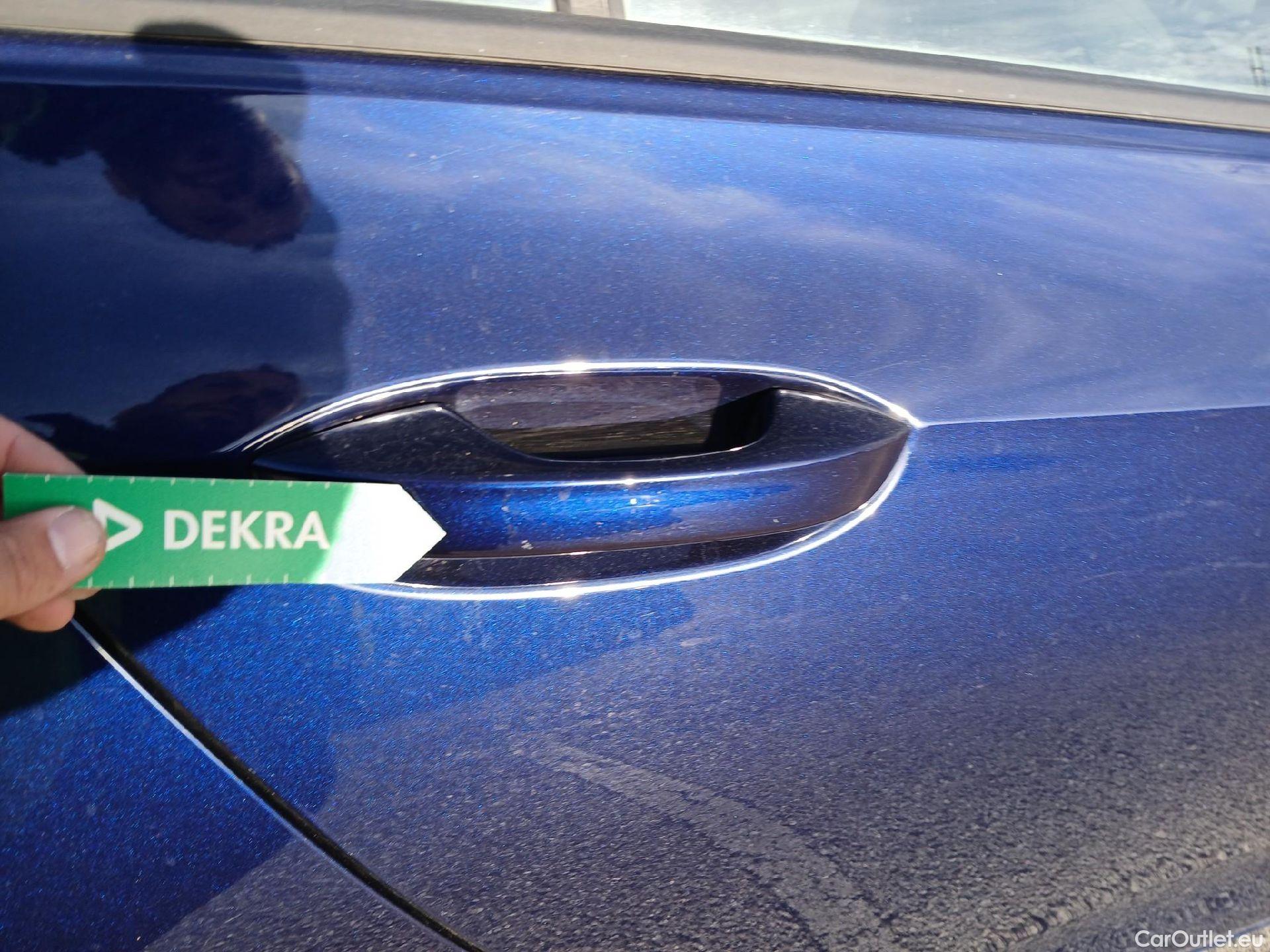  Volkswagen  Golf  VOLKSWAGEN / 2020 / 5P / berlina con portón 2.0 TDI 85kW (115CV) #31