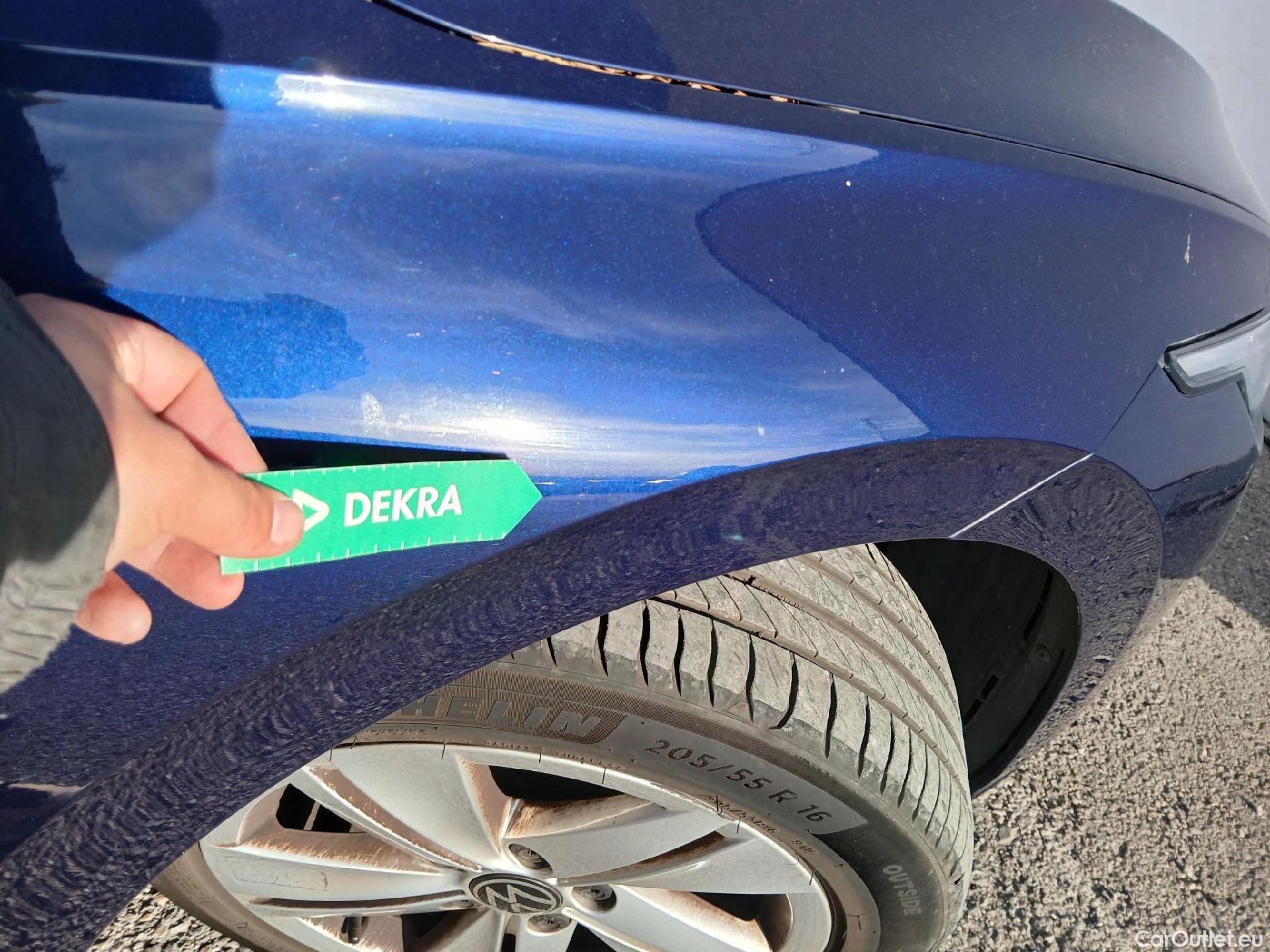  Volkswagen  Golf  VOLKSWAGEN / 2020 / 5P / berlina con portón 2.0 TDI 85kW (115CV) #41