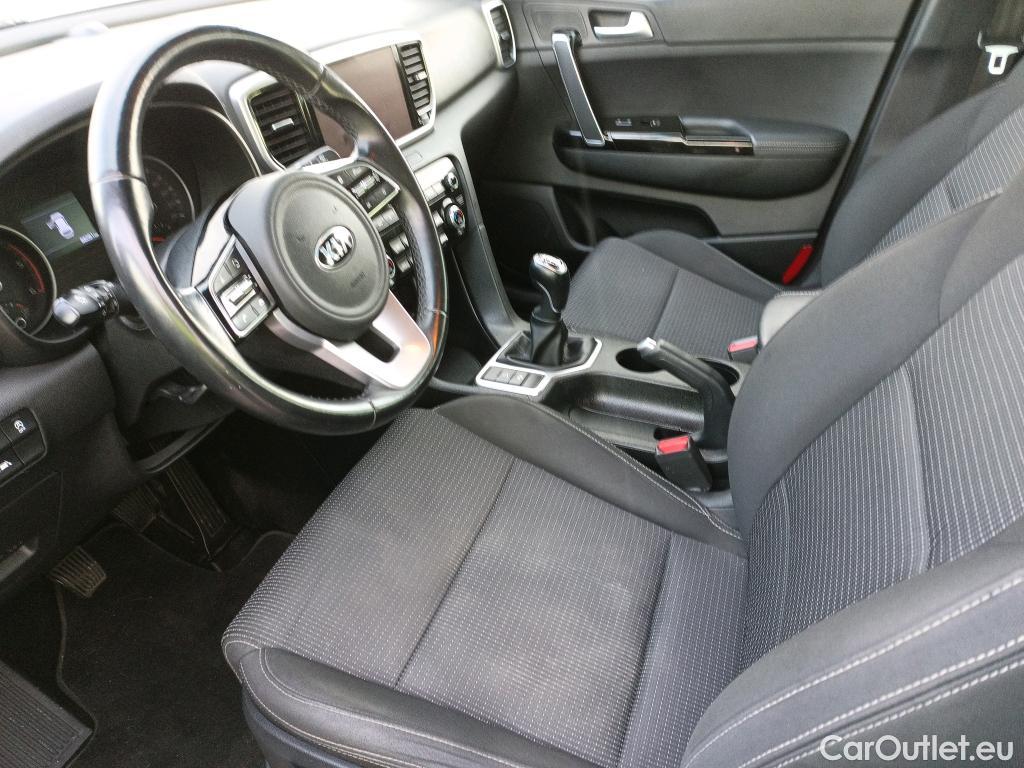  KIA  Sportage KIA   1.6MHEV Drive 100kW(136CV) 4x2(Crist Tintados)(CX) #7