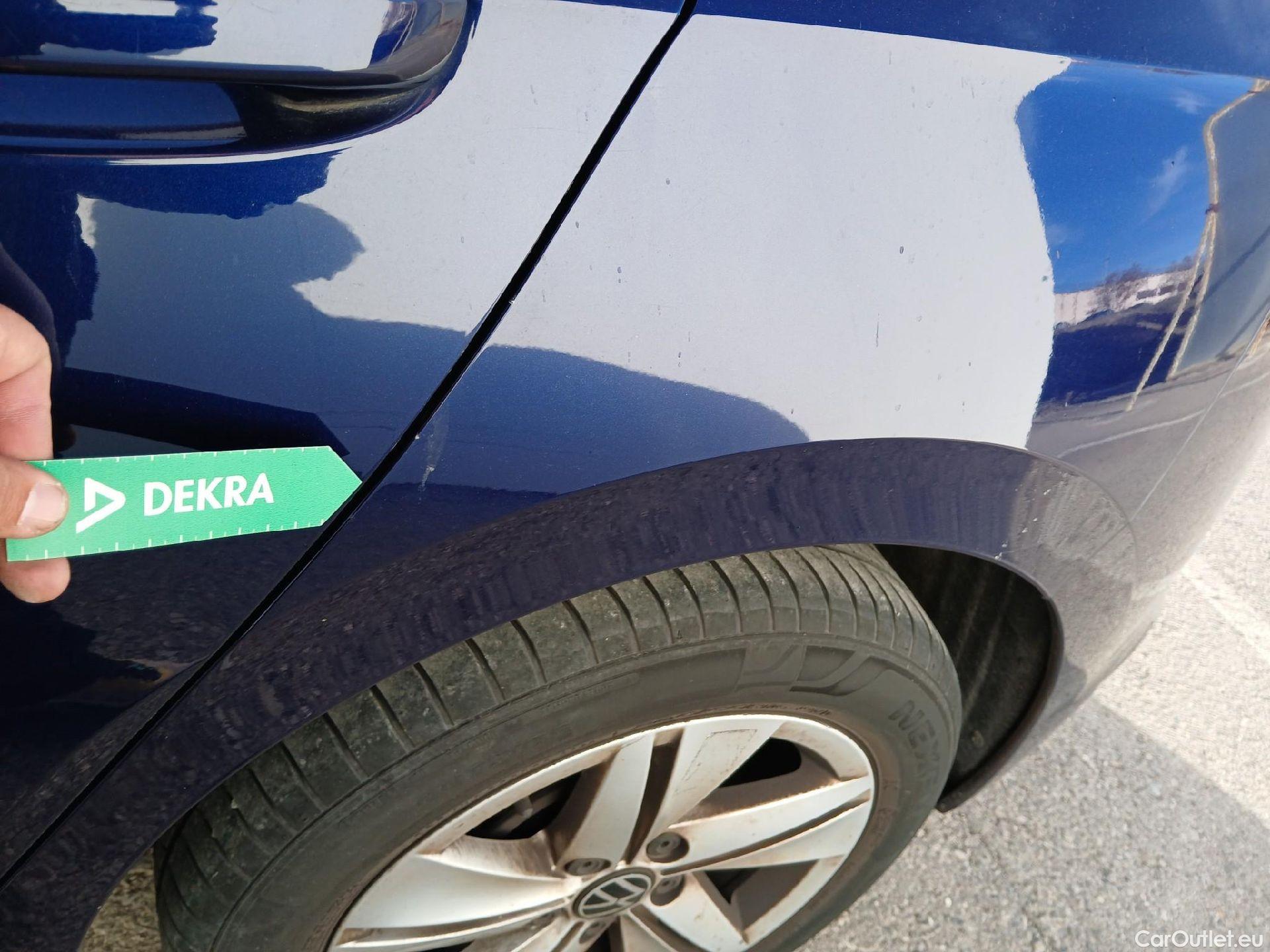  Volkswagen  Golf  VOLKSWAGEN / 2020 / 5P / berlina con portón 2.0 TDI 85kW (115CV) #21