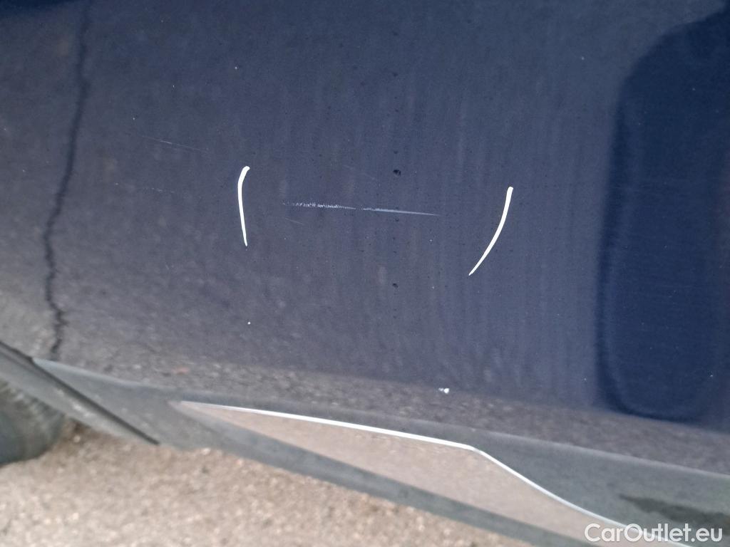  Renault  Kadjar RENAULT  / 2019 / 5P / crossover Intens Blue dCi 85kW (115CV) #27