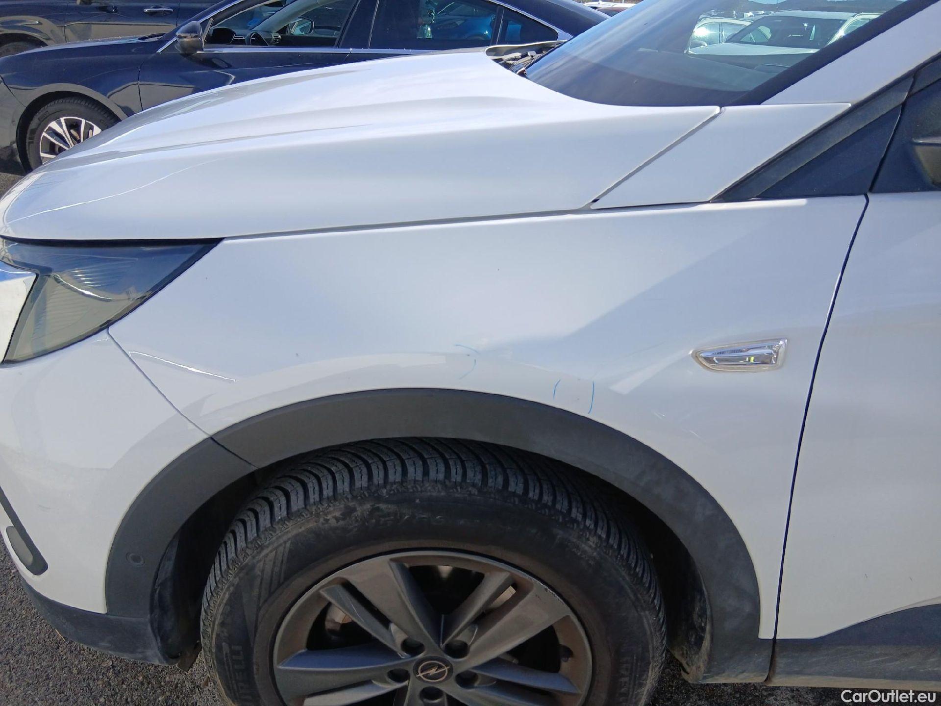  Opel   Grandland X OPEL Grandland / 2021 / 5P / todoterreno 1.5 CDTi Business Edition Auto #10