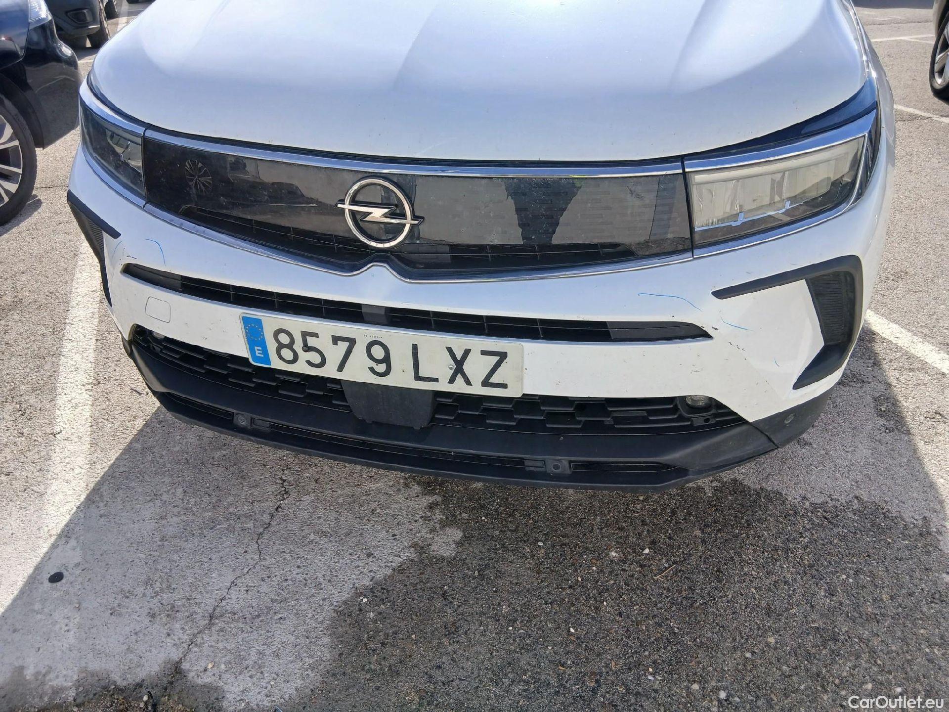  Opel   Grandland X OPEL Grandland / 2021 / 5P / todoterreno 1.5 CDTi Business Edition Auto #5