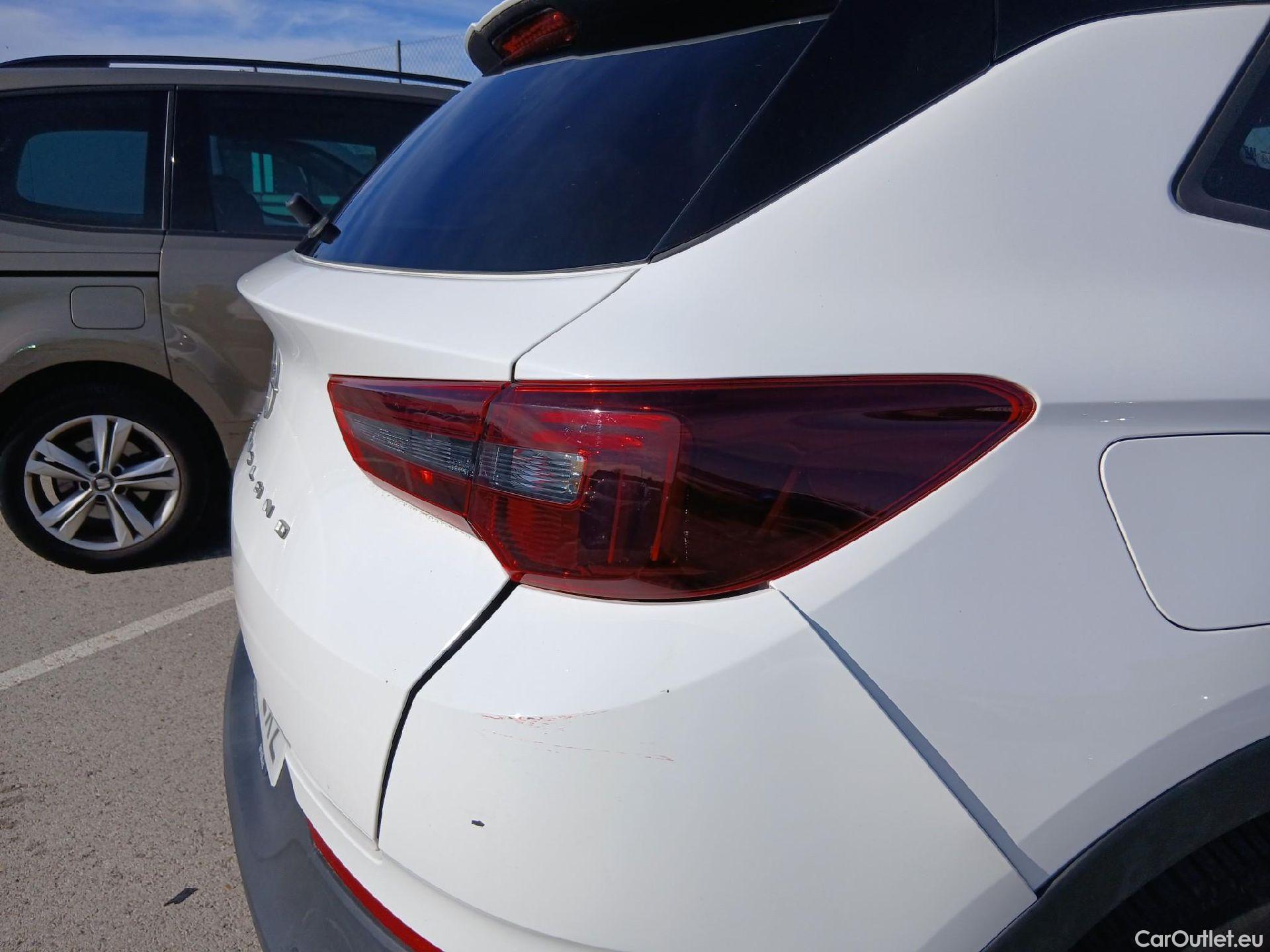  Opel   Grandland X OPEL Grandland / 2021 / 5P / todoterreno 1.5 CDTi Business Edition Auto #28