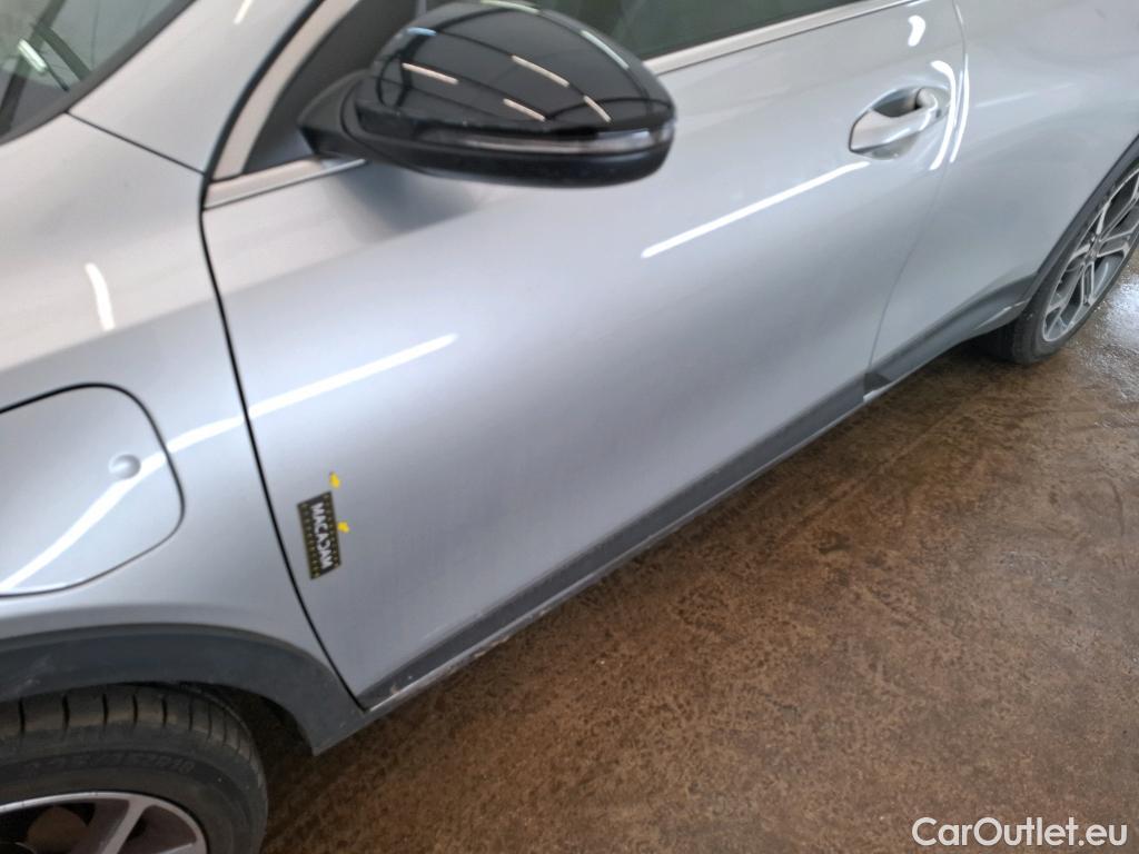  KIA  XCeed KIA  / 2019 / 5P / Crossover 1.6 GDI ISG ISG PHEV DESIGN DCT6 #57