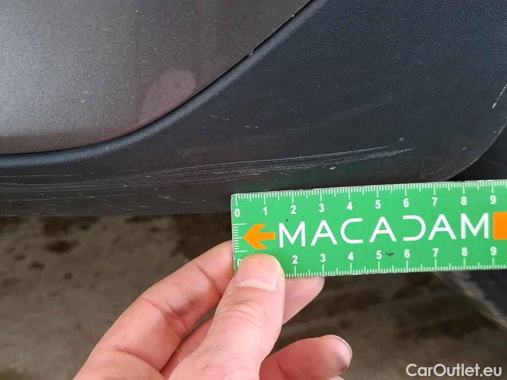  Mercedes  GLA MERCEDES-BENZ  / 2020 / 5P / SUV 1.3  250 e BUSINESS LINE DCT #50